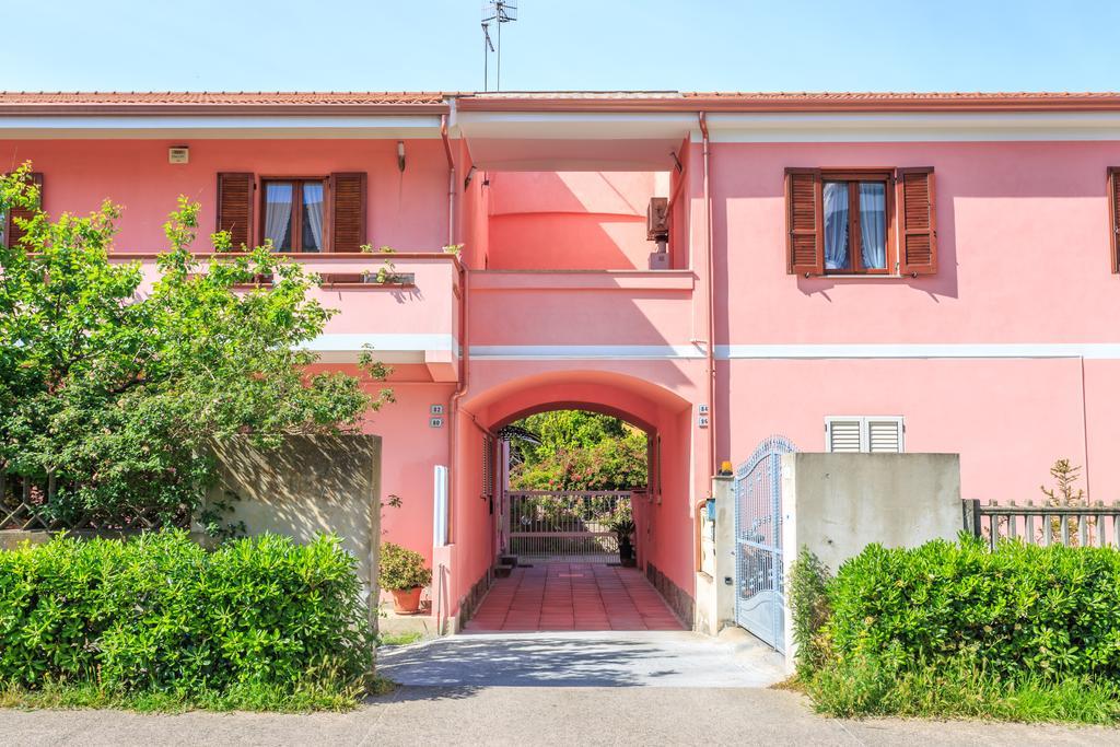 L'Aurora Viola Bed & Breakfast Carbonia Exterior photo